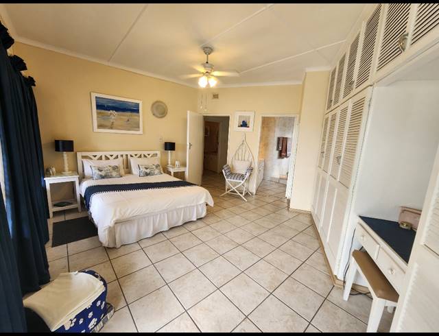 3 BEDROOM TOWNHOUSE FOR SALE IN MANABA BEACH